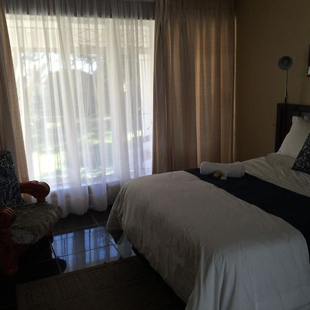 Mcbest Guest House Ermelo Ruang foto