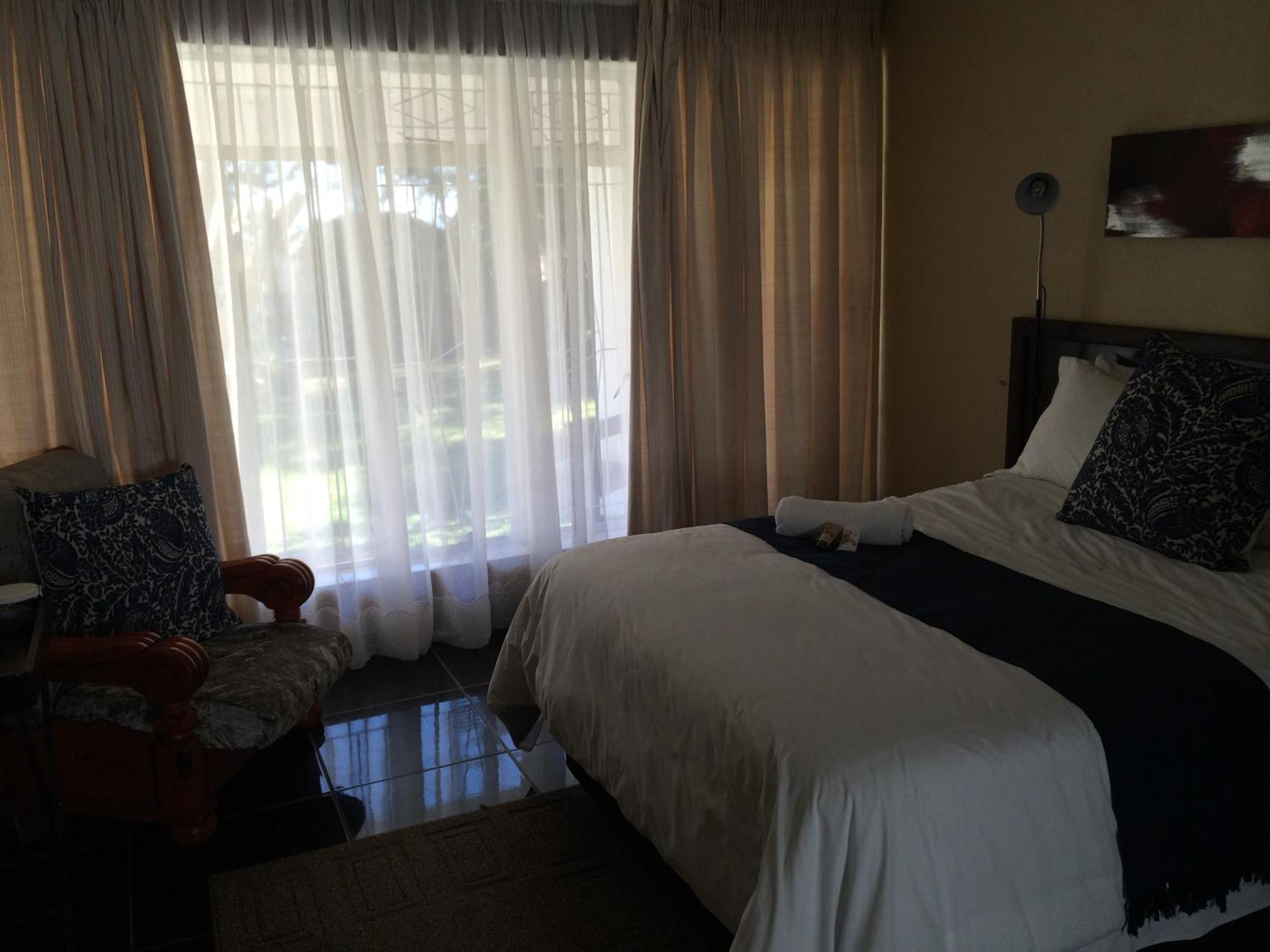 Mcbest Guest House Ermelo Ruang foto