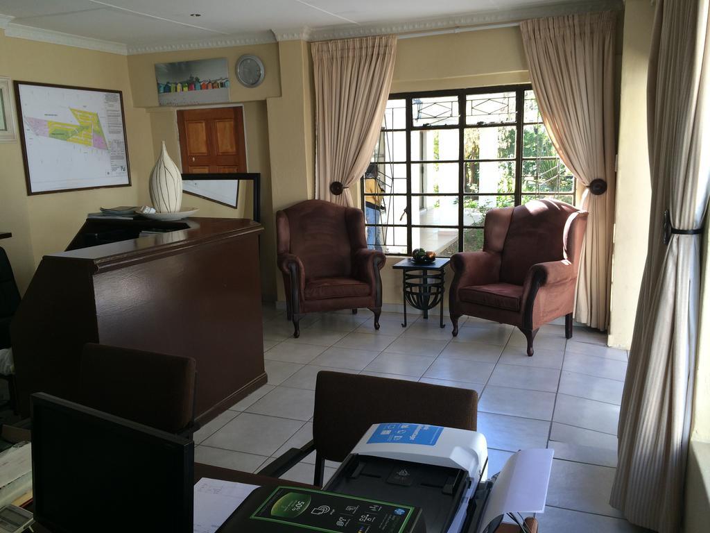 Mcbest Guest House Ermelo Bagian luar foto