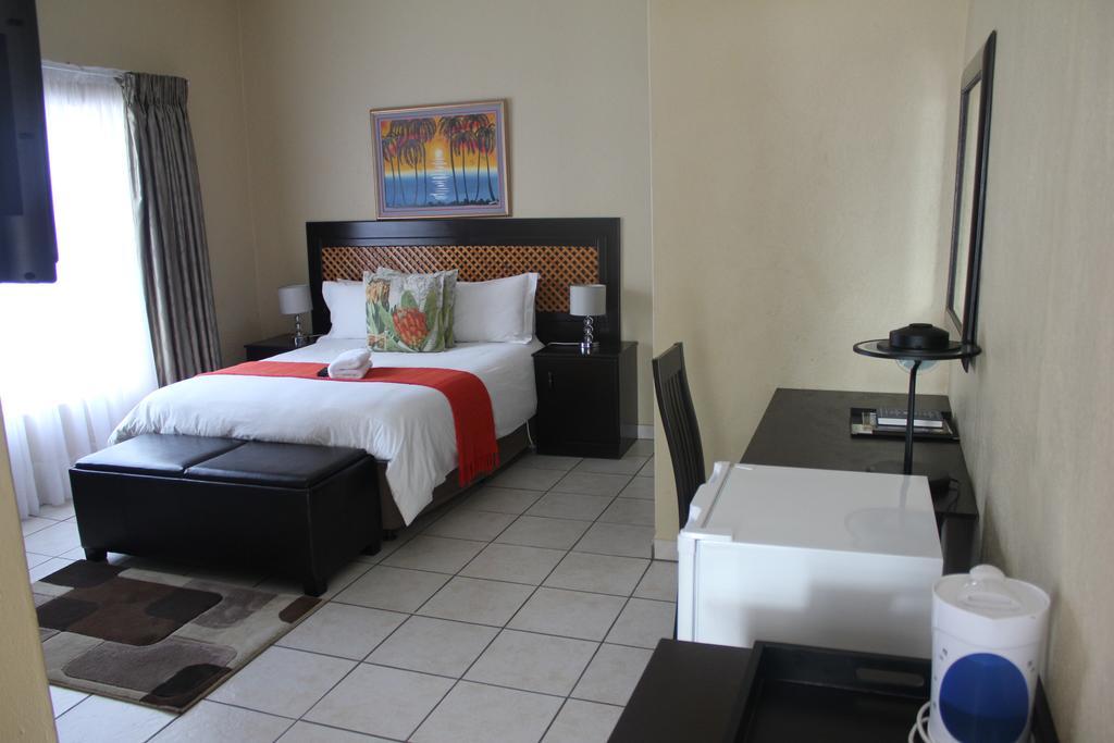 Mcbest Guest House Ermelo Bagian luar foto