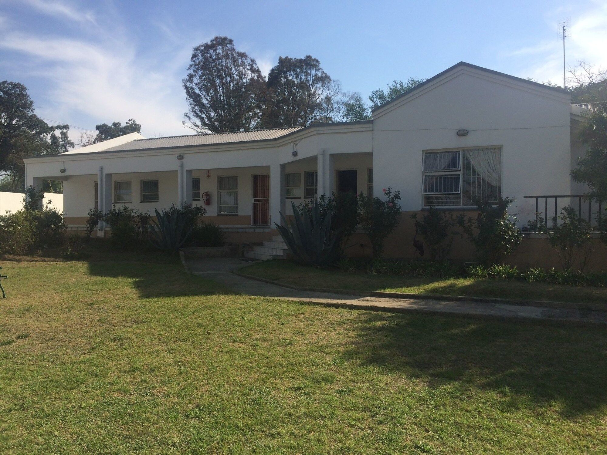 Mcbest Guest House Ermelo Bagian luar foto